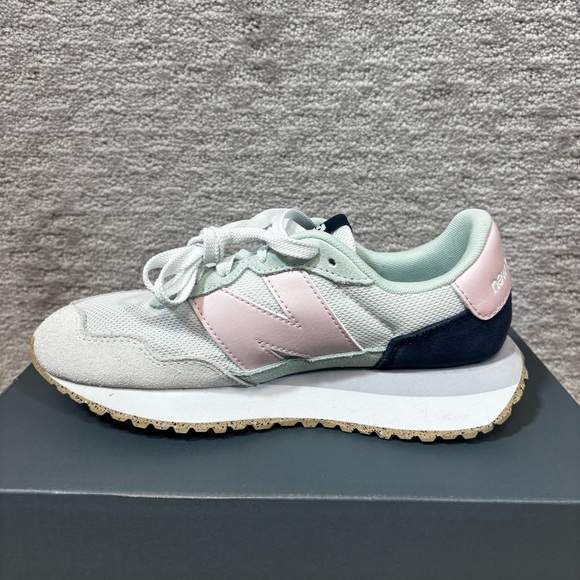 New Balance Women Sz 6 237 Grey Pink Blue WS237PGP Casual Hip Walking - Picture 4 of 8